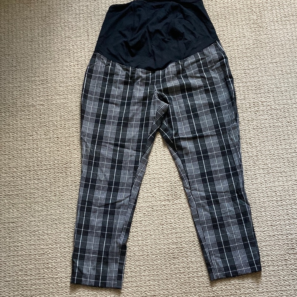 Full panel plaid ankle length maternity pants